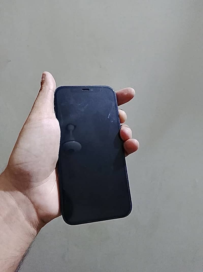 iPhone 12 5