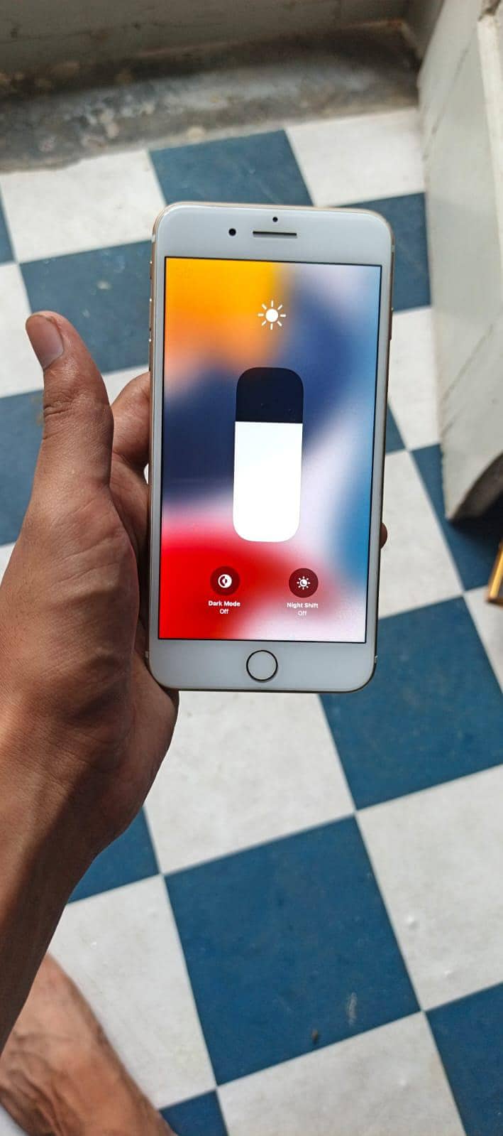 Apple iPhone 7 Plus 2