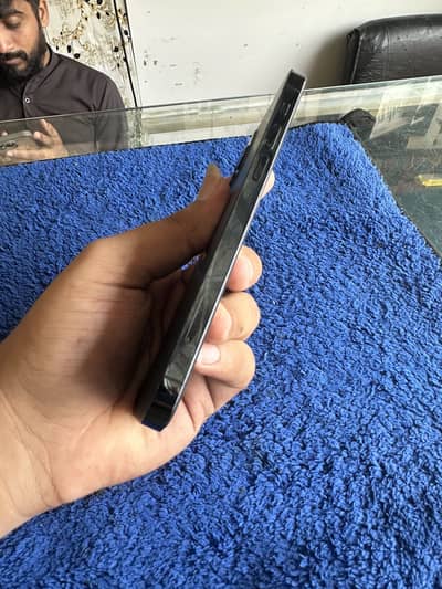 Apple iPhone 12 Pro