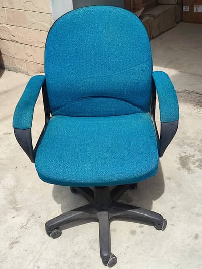 30+ Revolving Chairs