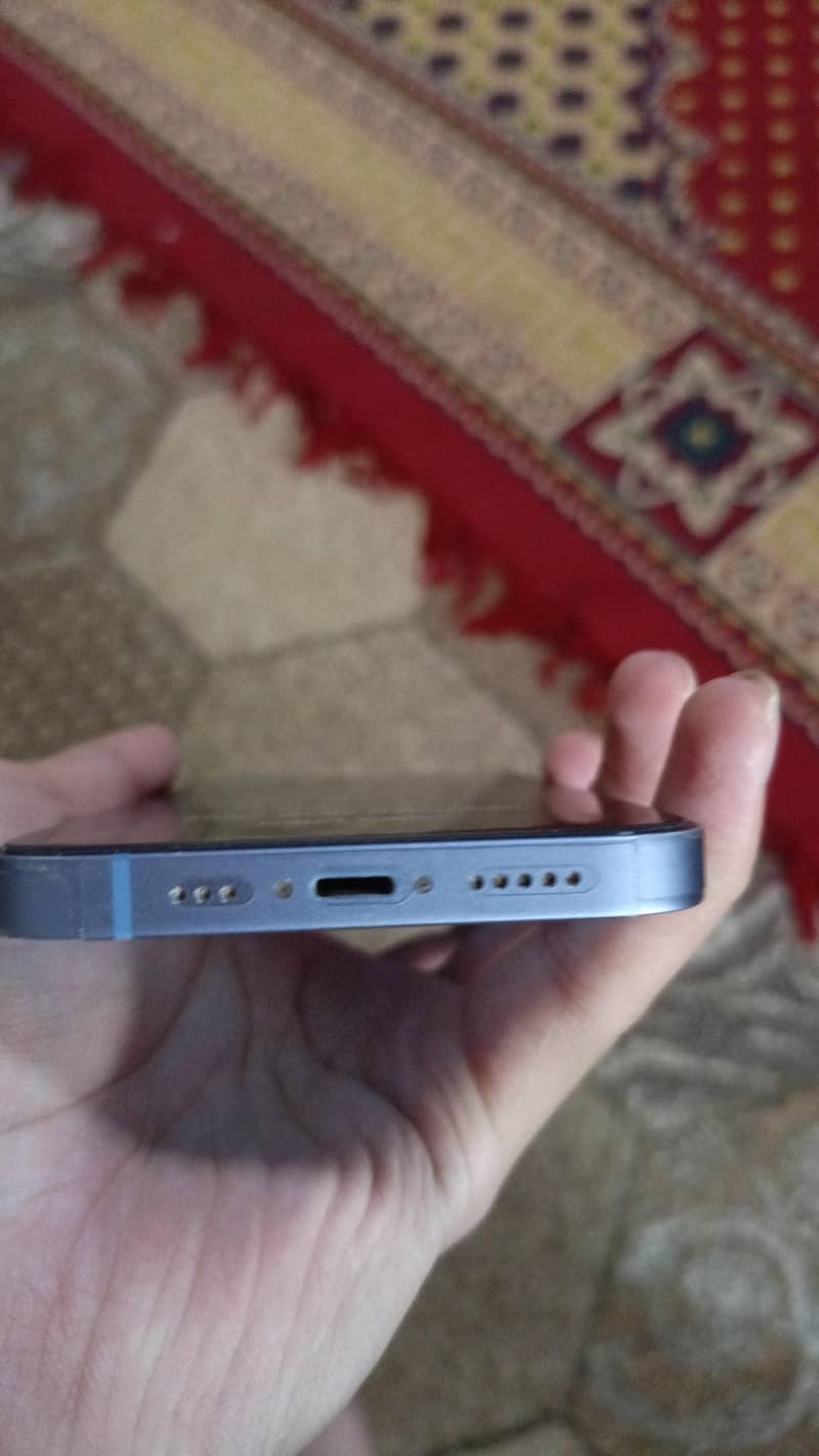 Apple iPhone 14 2
