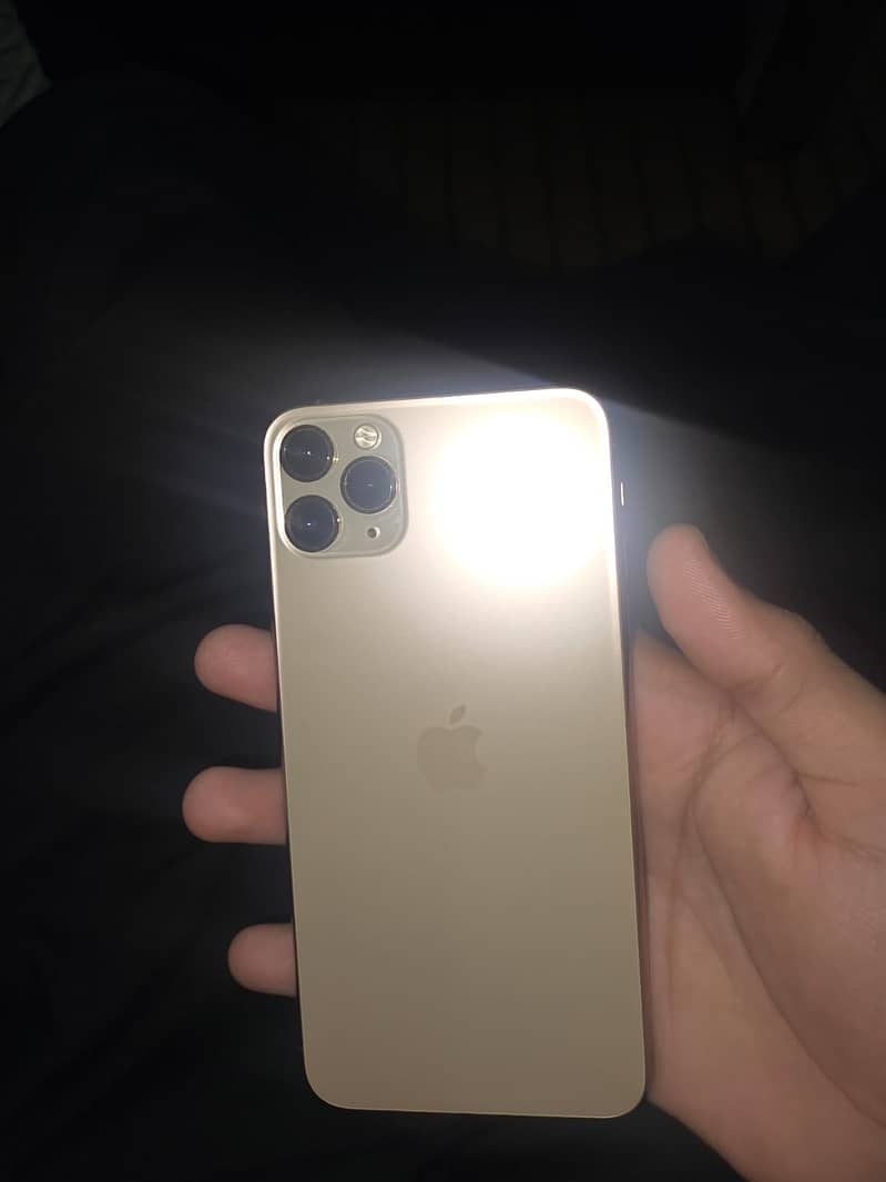 Apple iPhone 11 Pro Max 1