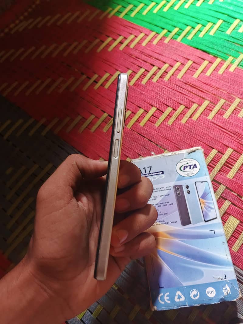 OPPO A17 0