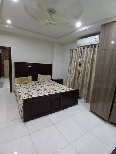 1 bed fully luxury apartments available for rent