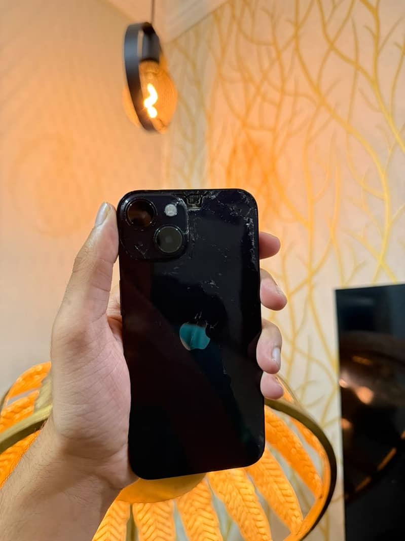 Apple iPhone 14 2