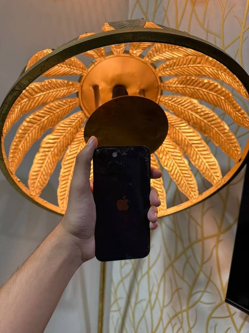 Apple iPhone 14 4