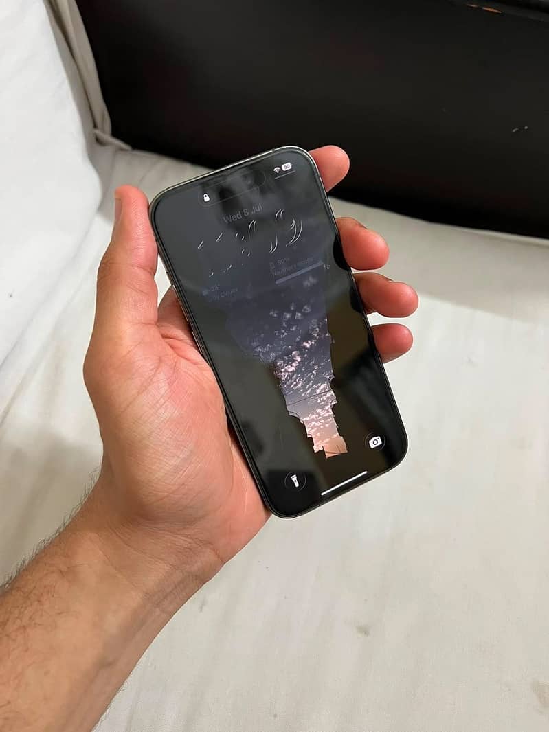 Apple iPhone 14 Pro 2