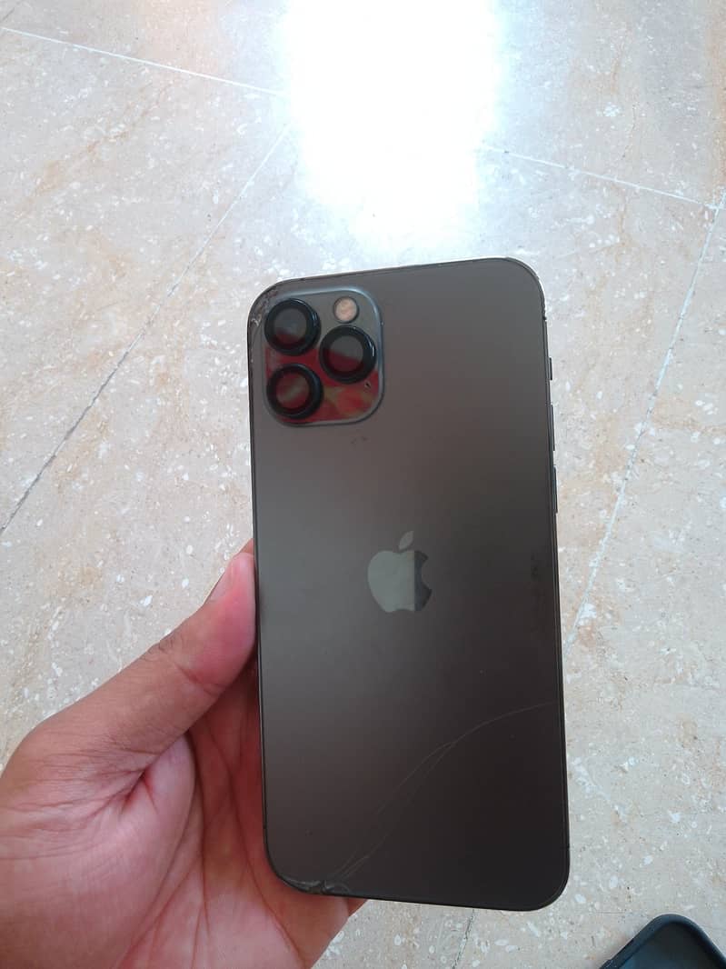 Apple iPhone 12 Pro 3