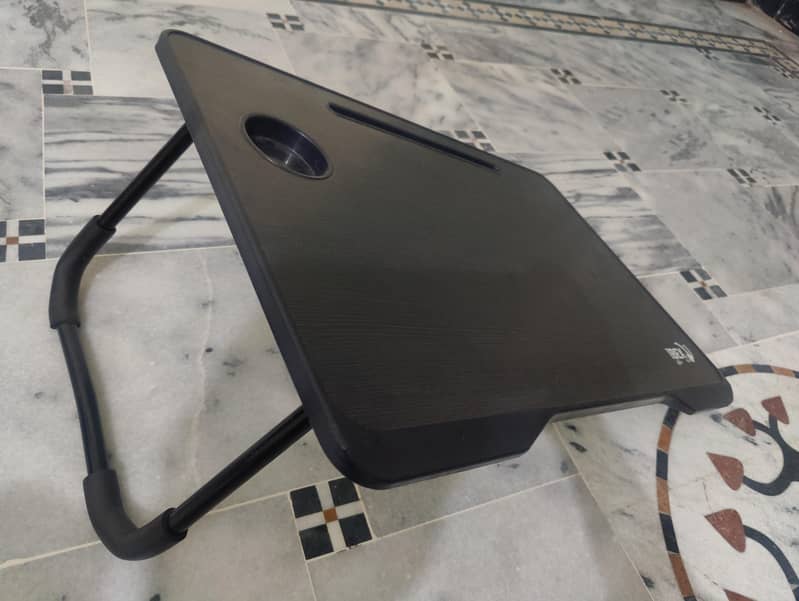 Foldable Laptop Table 2