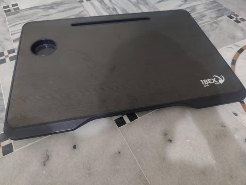 Foldable Laptop Table 3