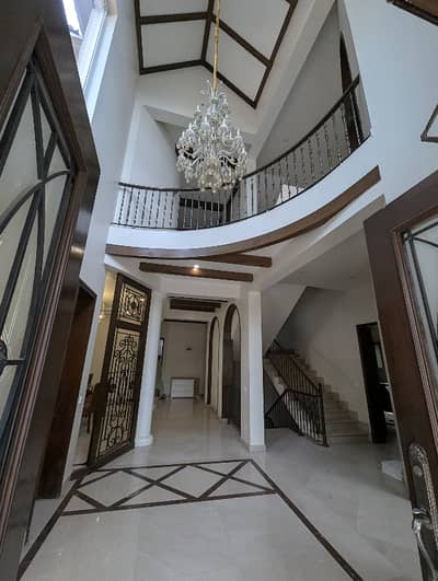 Luxurious 7 Bedroom Full House in F6