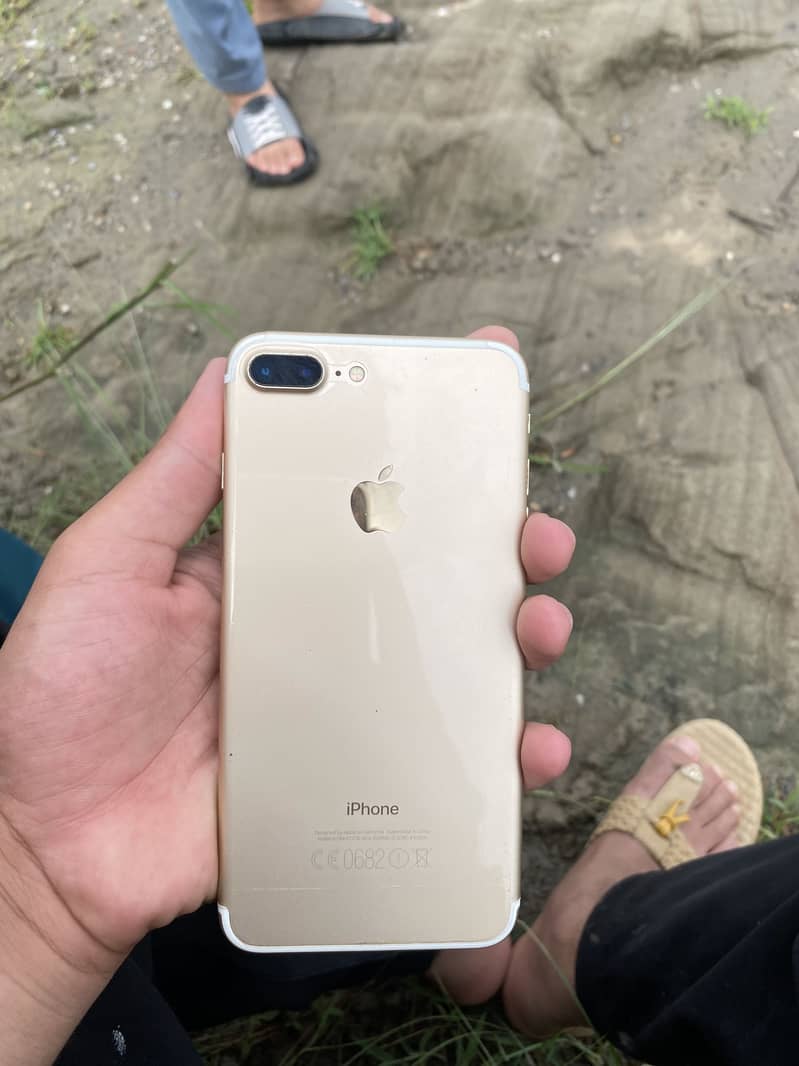 iPhone 7 Plus 2
