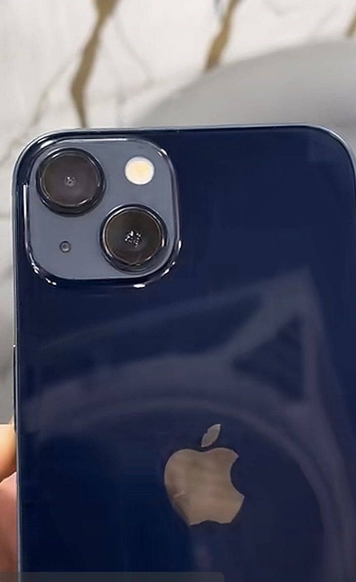 iPhone13 0