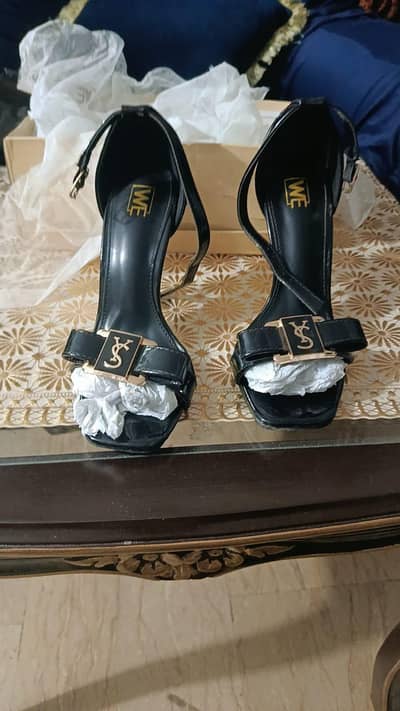 Stylish Ladies High Heel – Excellent Condition