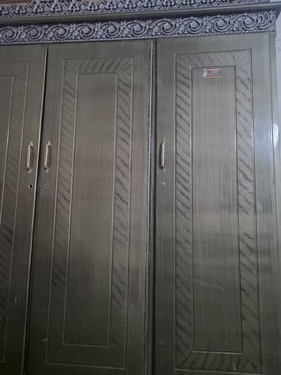 safe Almari 3 doors