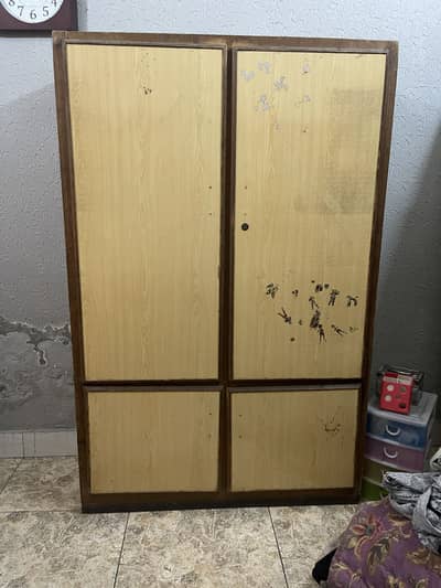wardrobe for  urgent sale