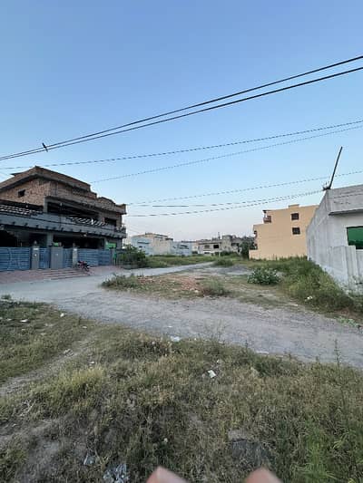 Gulshanabad Sector 4 Corner Plot 10 Marla For Sale Top Location