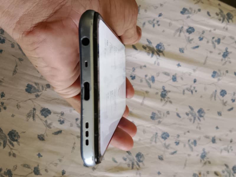 OPPO A54 4
