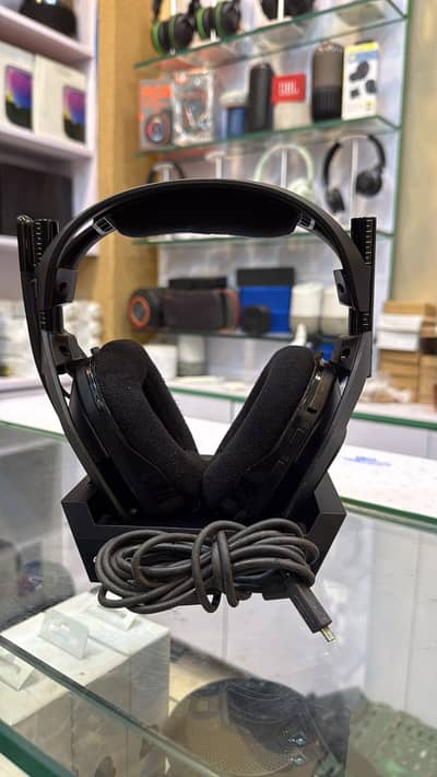 ASTRO A50 X Wireless Gaming Headset | Logitech G A50X