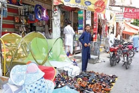 330 Sq Ft Prime Commercial Shop for Sale in New Aabpara Market G-6/1 High Rental Yield