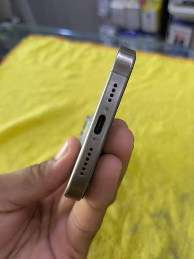Apple iPhone 15 Pro Max