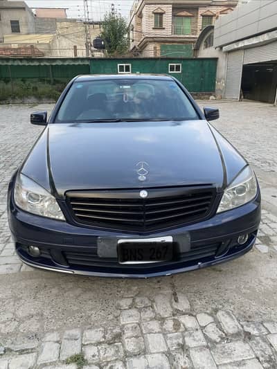 Mercedes C Class 2009 10/10 auto with sunroof