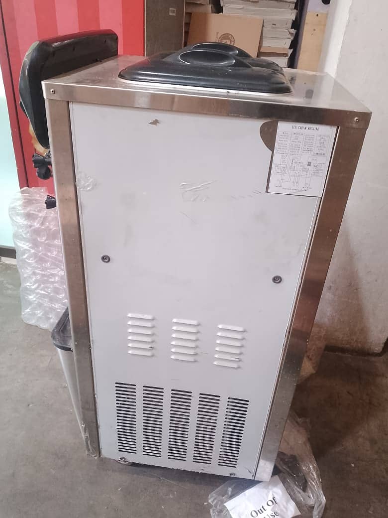 Ice Cream Machine 3