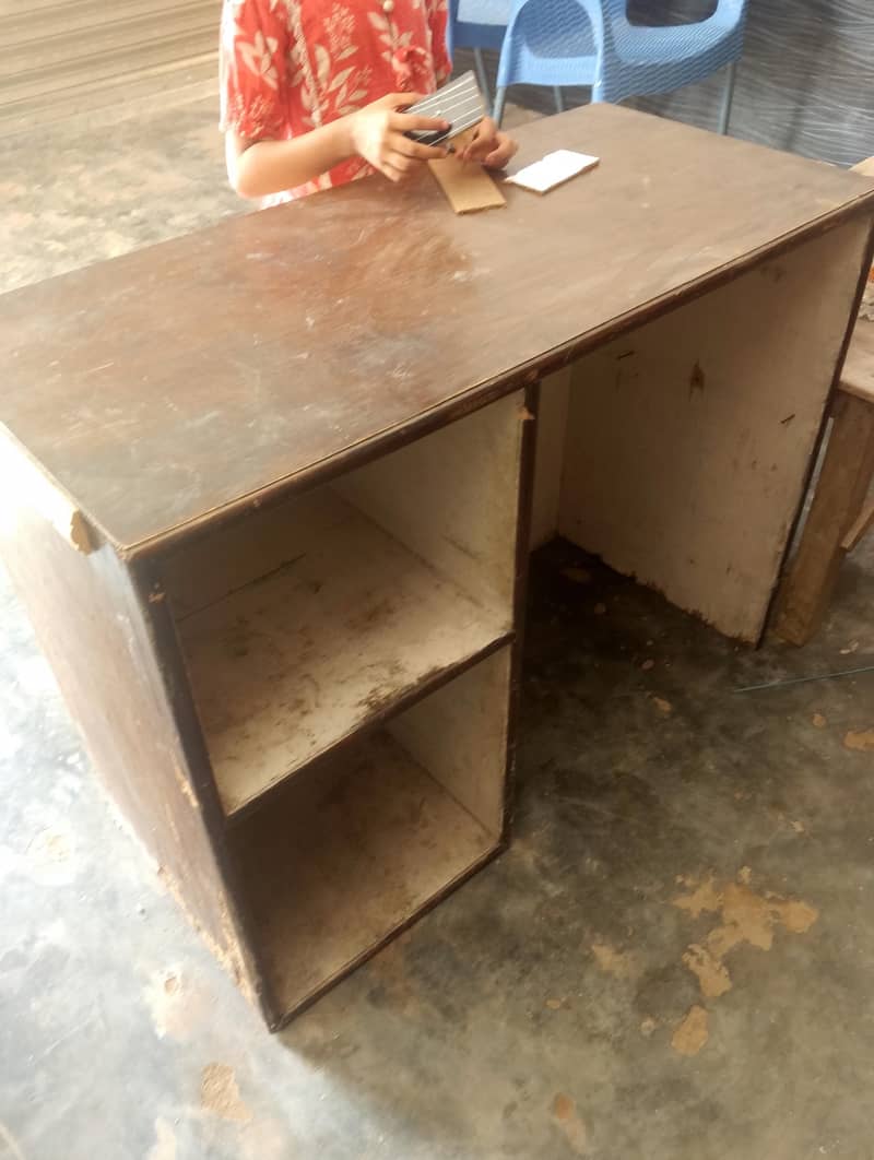 computer table 3