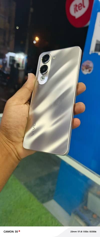 Vivo Y04