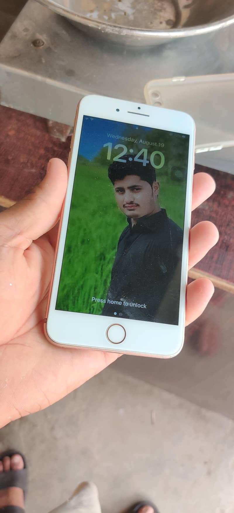 Apple iPhone 8 Plus 0