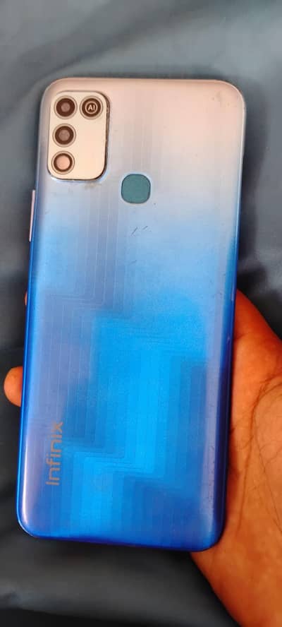 Infinix Hot 11 Play PTA. 4 64 Touch damage.