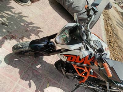 KTM Duke 200 modified