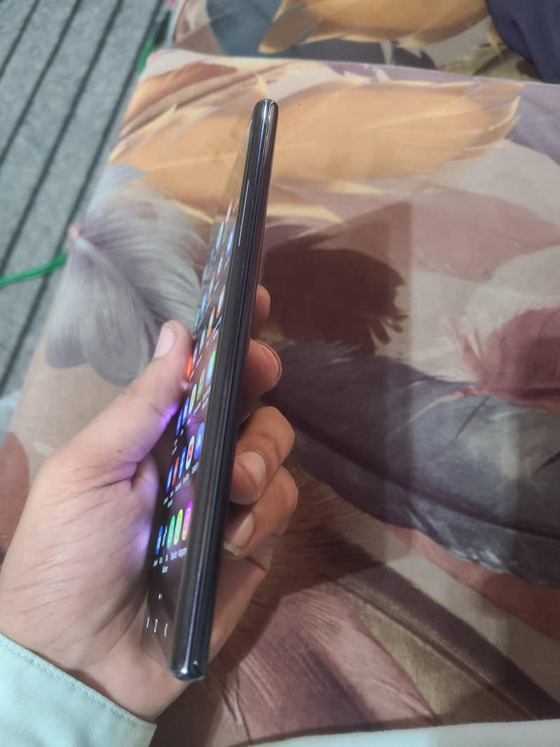 Samsung Mobile Note 10 Plus 4