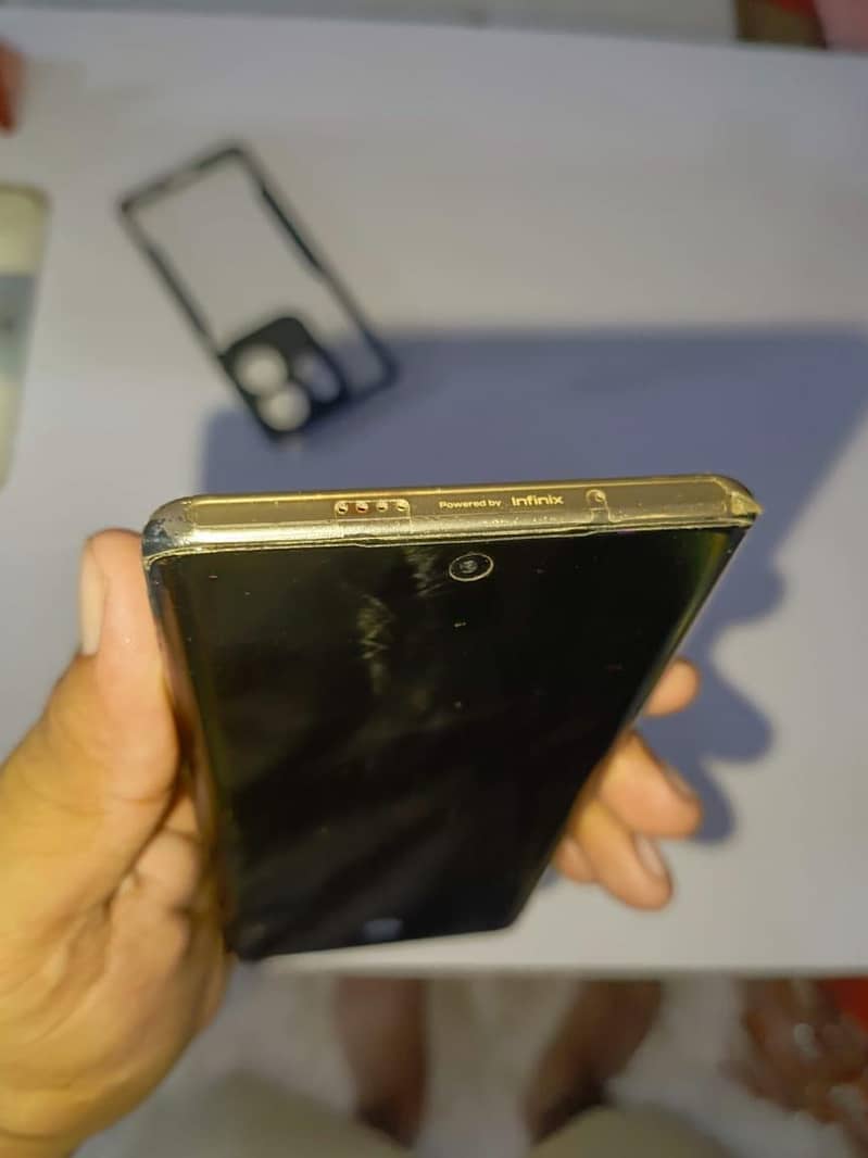 Infinix Zero 30 3