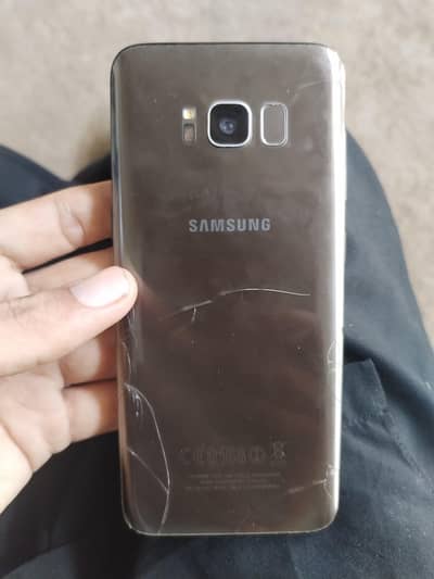 Samsung s8 shead or dott and baerk b fornt cmra khrab