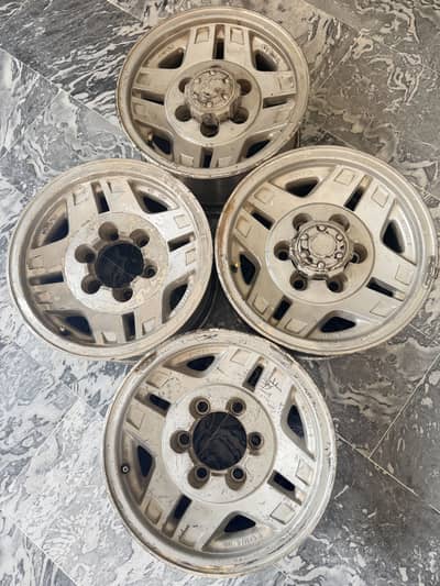 15 inch Rim set of 4 for jeeps Toyota genuine