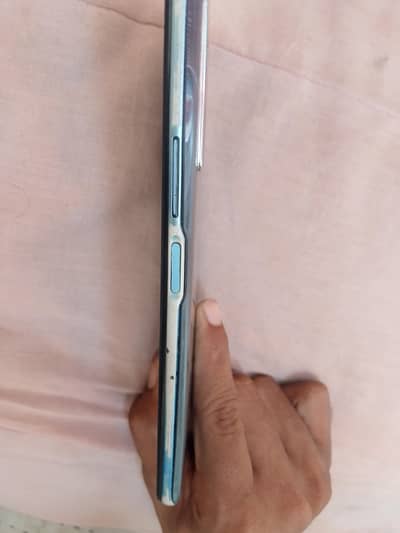 vivo y31