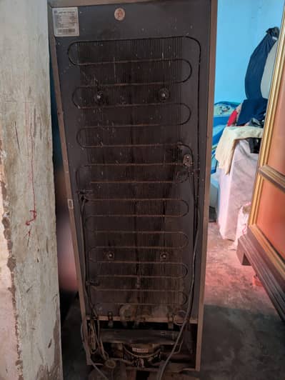 DAWLANCE FRIDGE