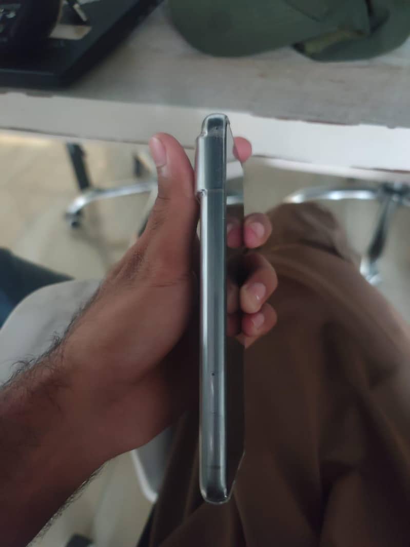 Google Pixel 8 1