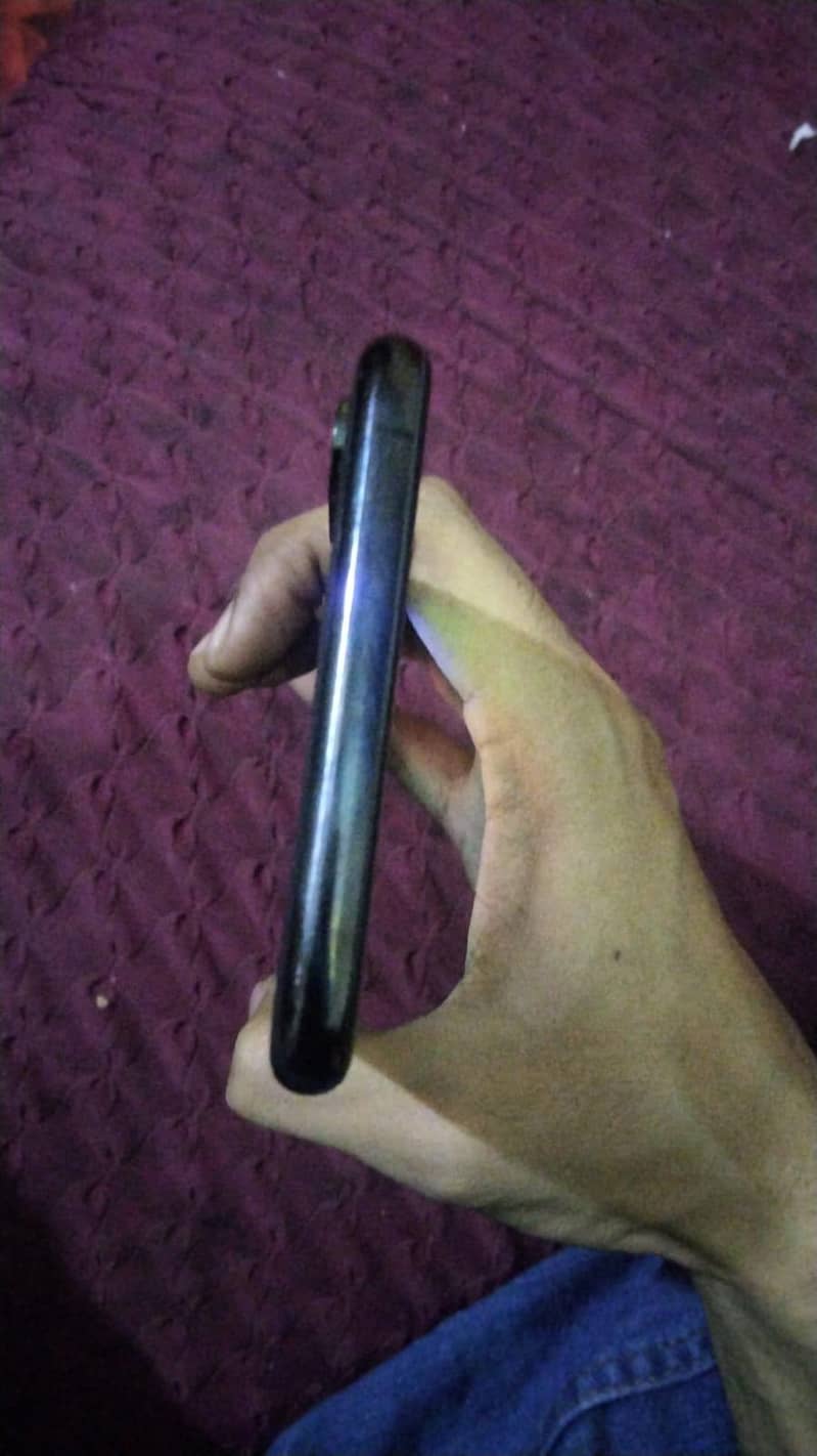 iphone xs 1