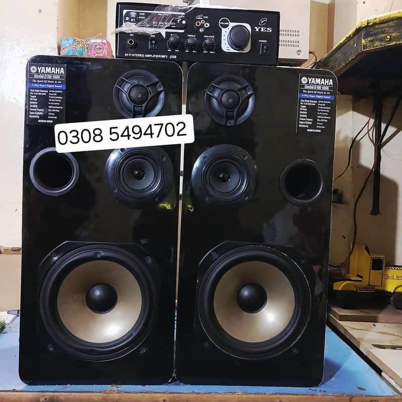 Amplifier 10