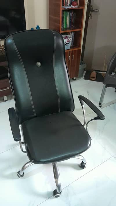 chair best condition