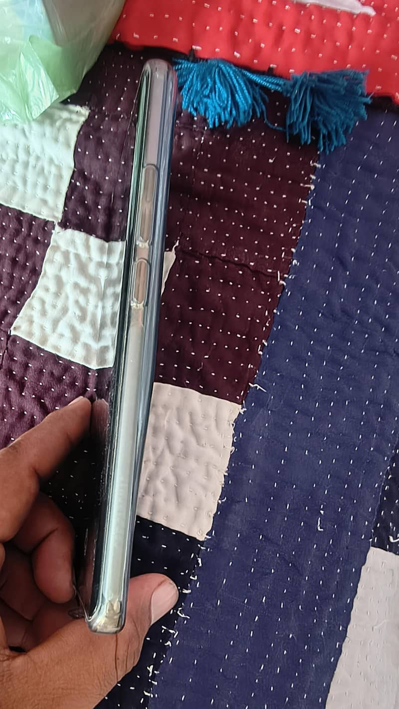 Tecno CAMON 40 Pro 5