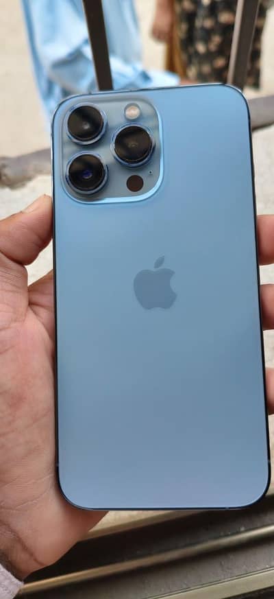 Apple iPhone 13 Pro