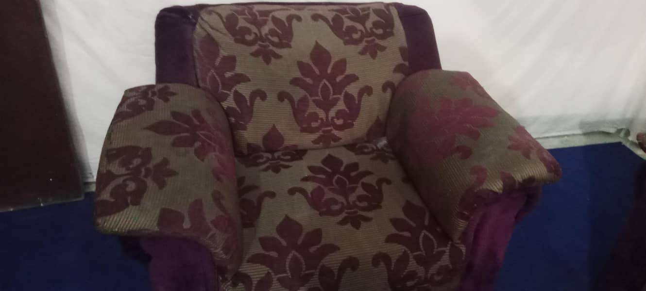 sofa 4 seater 1