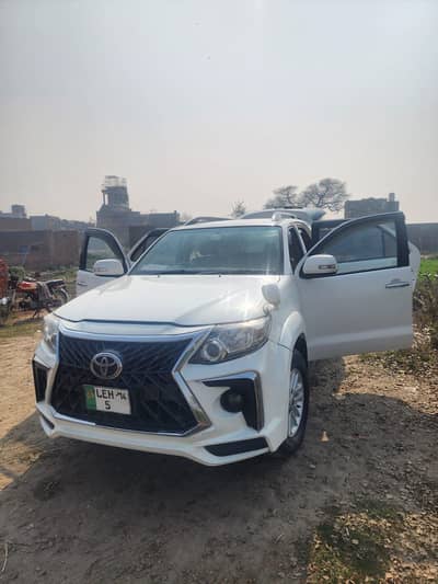 Toyota Fortuner 2014