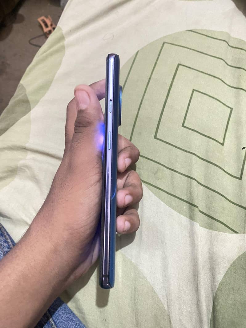 One Plus 7T 3