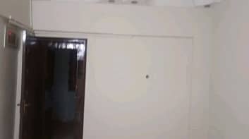 4th Floor Prime Location 500 Square Feet Flat For Sale