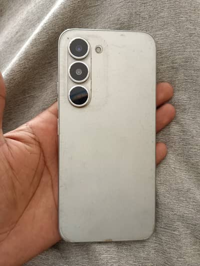 10/10 condition spark 40 8gb/256gb
