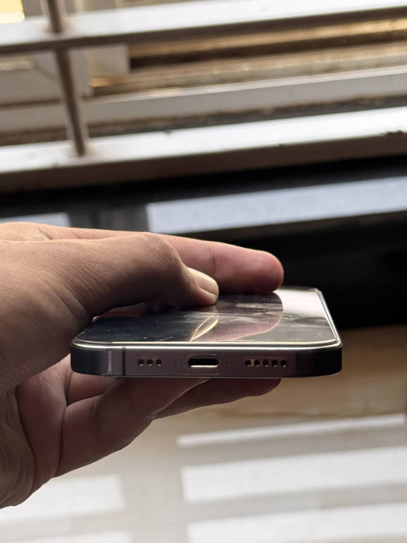 Apple iPhone 14 Pro 4